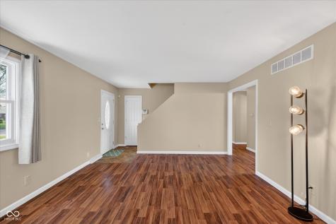 2430 Westline Drive Columbus IN 47203