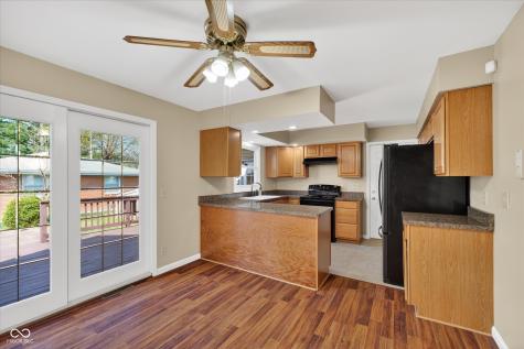 2430 Westline Drive Columbus IN 47203