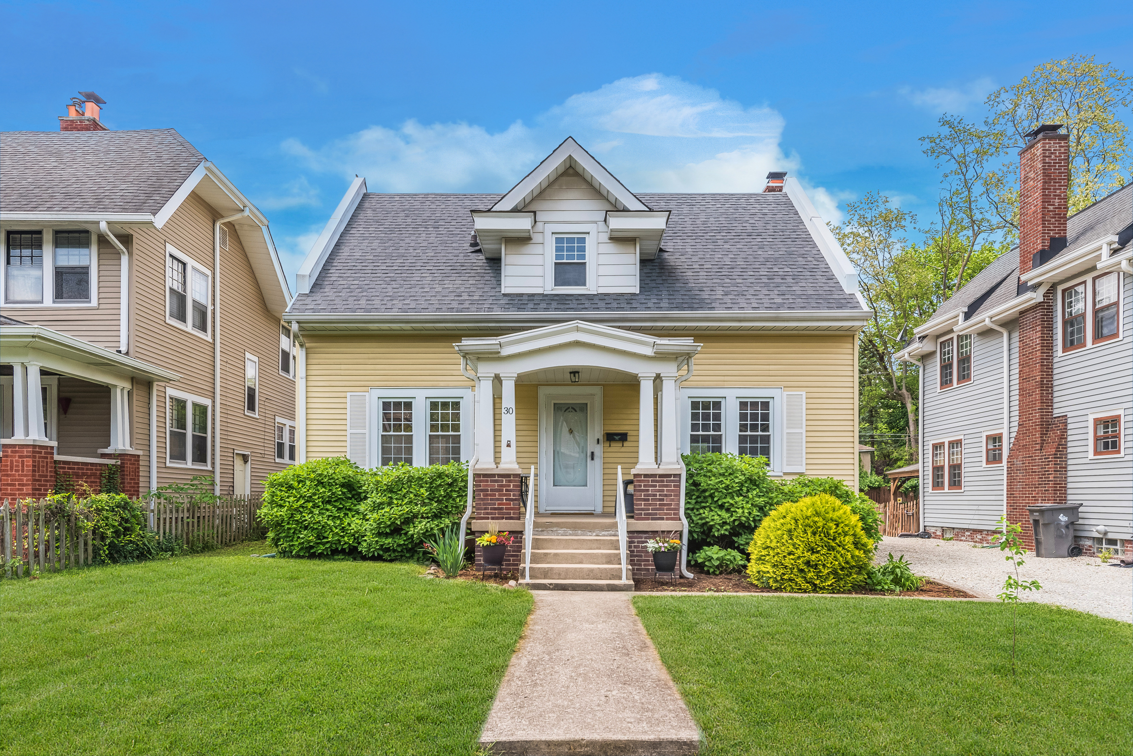 30 N Hawthorne Lane Indianapolis IN 46219