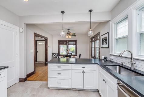 30 N Hawthorne Lane Indianapolis IN 46219