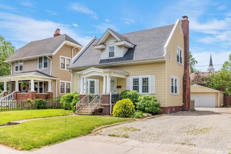 30 N Hawthorne Lane Indianapolis IN 46219