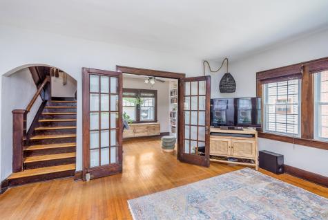 30 N Hawthorne Lane Indianapolis IN 46219