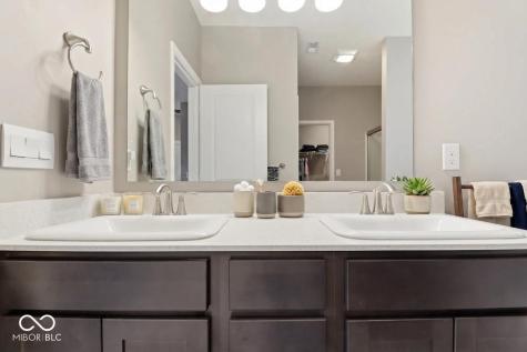 275 Carrick Glen Boulevard Pendleton IN 46064