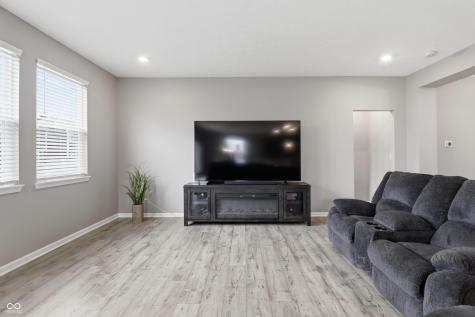 275 Carrick Glen Boulevard Pendleton IN 46064