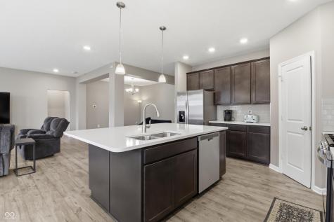 275 Carrick Glen Boulevard Pendleton IN 46064