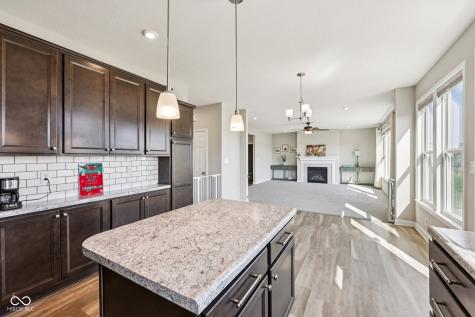 2449 Lingerman Way Avon IN 46123