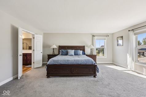 2449 Lingerman Way Avon IN 46123