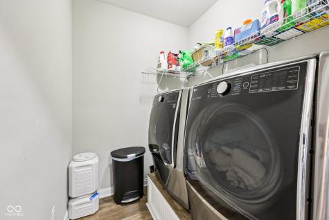 2449 Lingerman Way Avon IN 46123