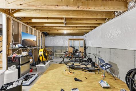 2449 Lingerman Way Avon IN 46123