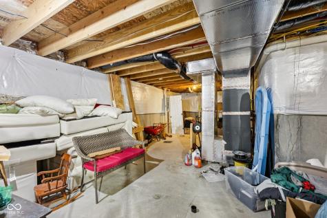 2449 Lingerman Way Avon IN 46123