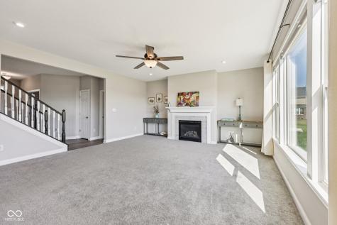 2449 Lingerman Way Avon IN 46123