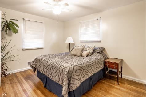 3711 E 57th Street Indianapolis IN 46220