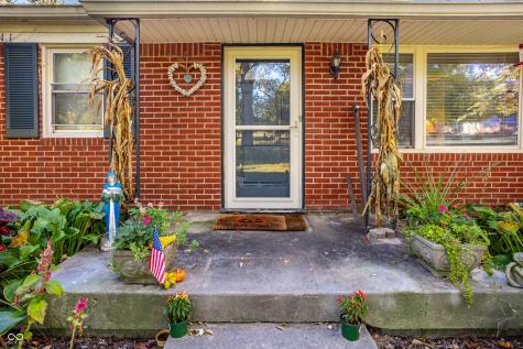 3711 E 57th Street Indianapolis IN 46220