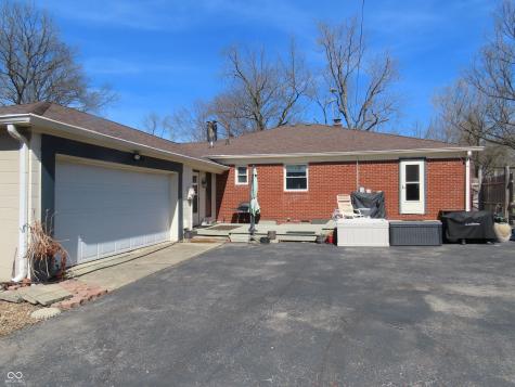 3711 E 57th Street Indianapolis IN 46220