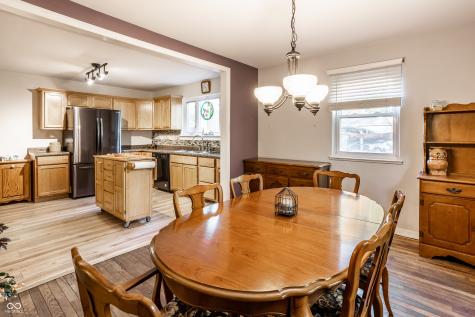 3711 E 57th Street Indianapolis IN 46220