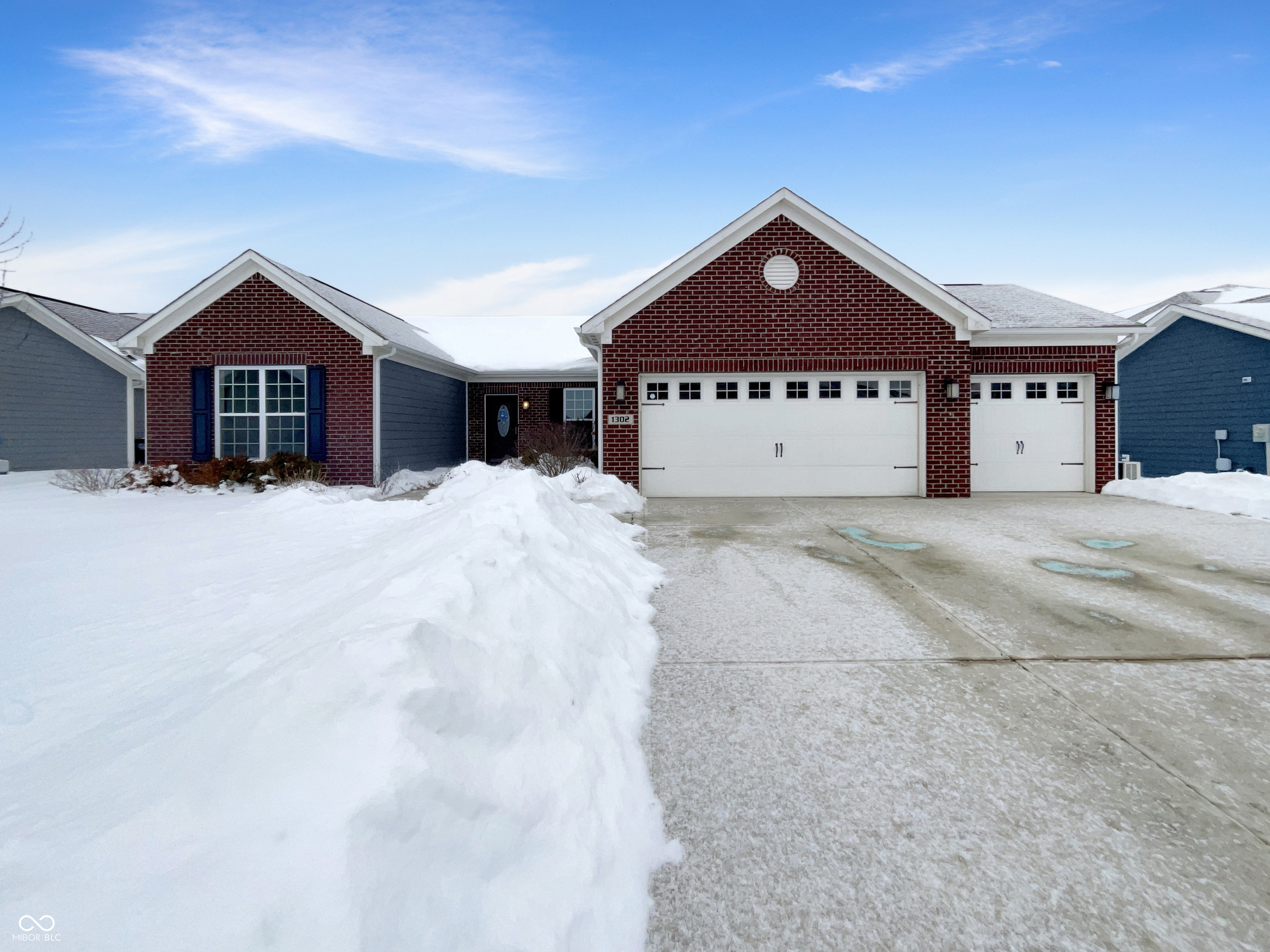 Greenwood IN, 1302 Old Market Square