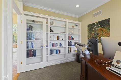 12541 Pembrooke Circle Carmel IN 46032