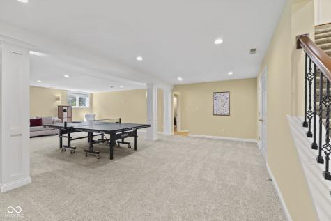 12541 Pembrooke Circle Carmel IN 46032