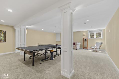 12541 Pembrooke Circle Carmel IN 46032