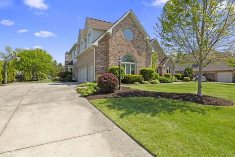 12541 Pembrooke Circle Carmel IN 46032