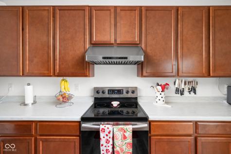 5319 Maywood Drive Whitestown IN 46075