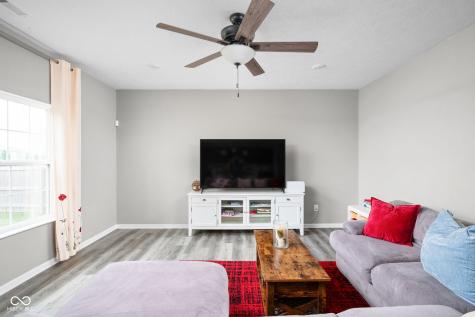 5319 Maywood Drive Whitestown IN 46075
