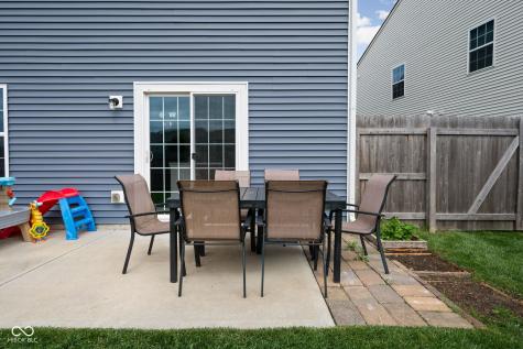 5319 Maywood Drive Whitestown IN 46075