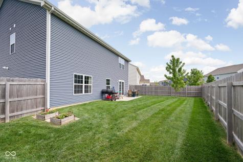 5319 Maywood Drive Whitestown IN 46075
