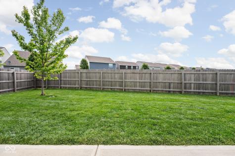 5319 Maywood Drive Whitestown IN 46075