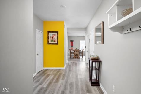 5319 Maywood Drive Whitestown IN 46075