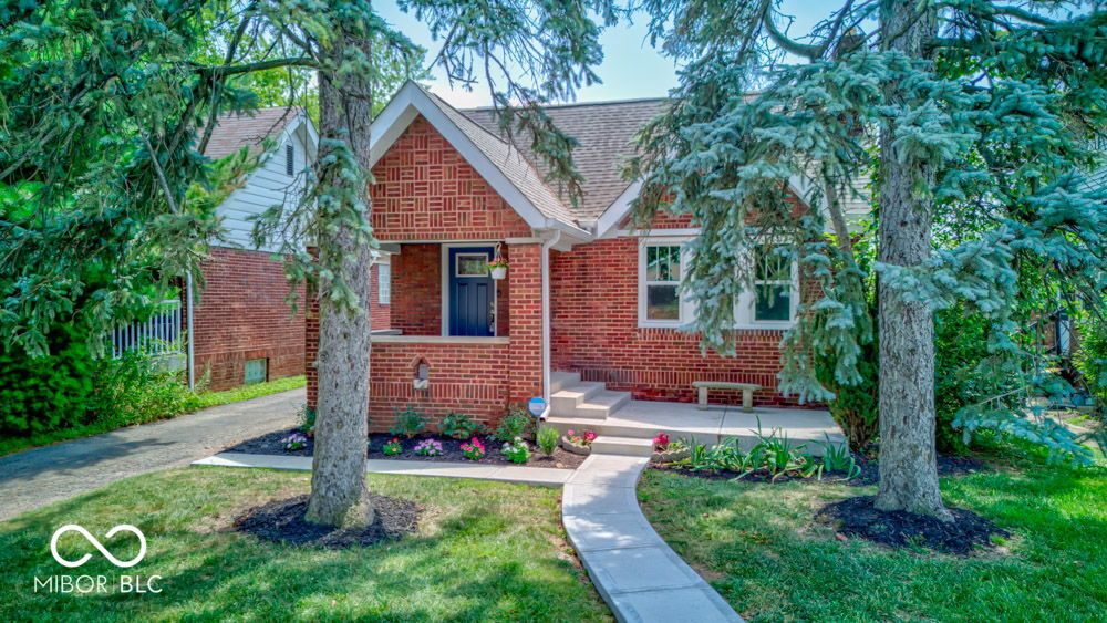 5215 E 10th Street Indianapolis IN 46219