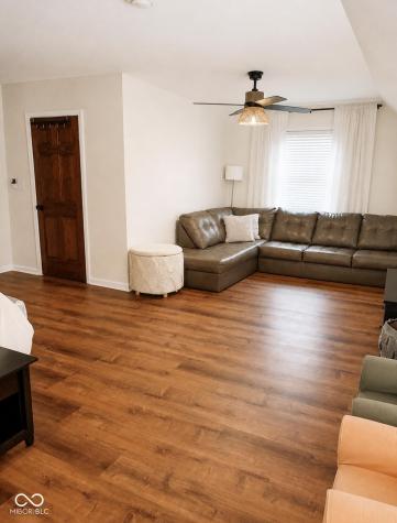 3805 S Village Drive New Palestine IN 46163