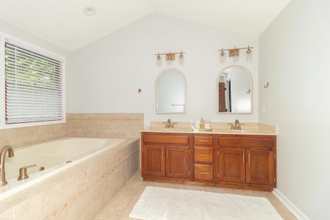 3805 S Village Drive New Palestine IN 46163