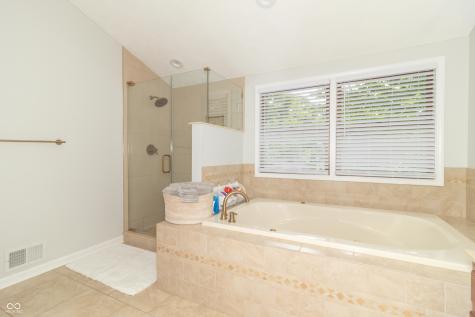 3805 S Village Drive New Palestine IN 46163