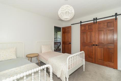3805 S Village Drive New Palestine IN 46163