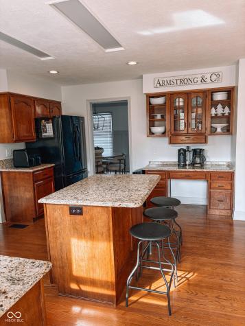 3805 S Village Drive New Palestine IN 46163