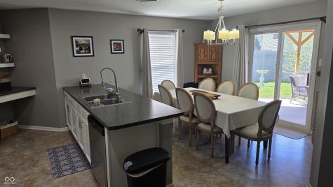 765 Country Gate Drive Whiteland IN 46184