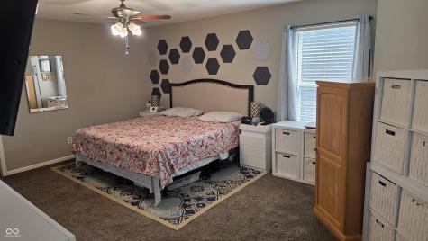 765 Country Gate Drive Whiteland IN 46184