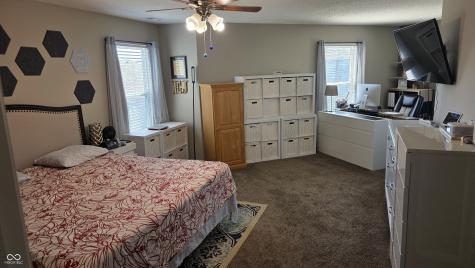 765 Country Gate Drive Whiteland IN 46184