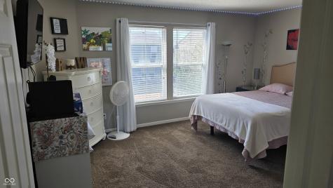 765 Country Gate Drive Whiteland IN 46184