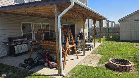 765 Country Gate Drive Whiteland IN 46184