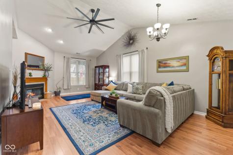 581 Gatewood Drive Greenwood IN 46143