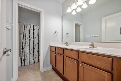 9200 Keystone Court Zionsville IN 46077