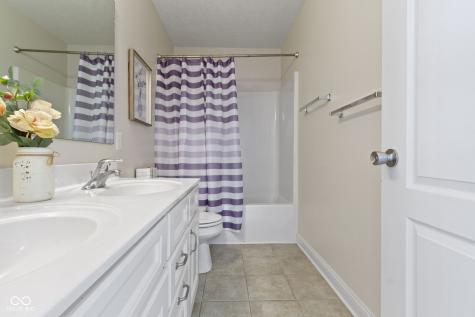 14825 Latitude Way Fishers IN 46040
