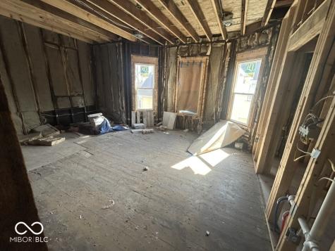2735 Carrollton Avenue Indianapolis IN 46205