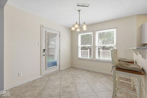 10215 Lothbury Circle Fishers IN 46037
