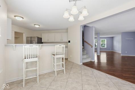 10215 Lothbury Circle Fishers IN 46037