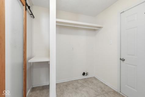 10215 Lothbury Circle Fishers IN 46037