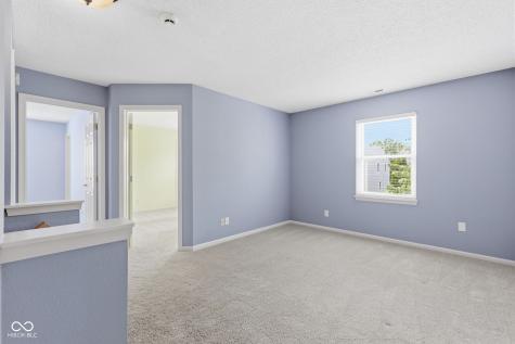 10215 Lothbury Circle Fishers IN 46037