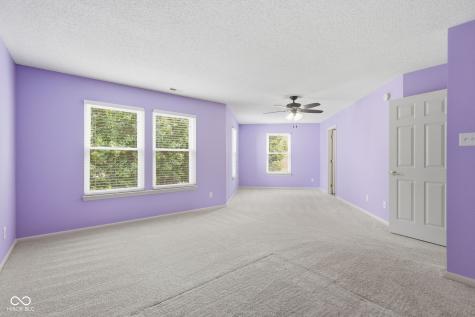 10215 Lothbury Circle Fishers IN 46037